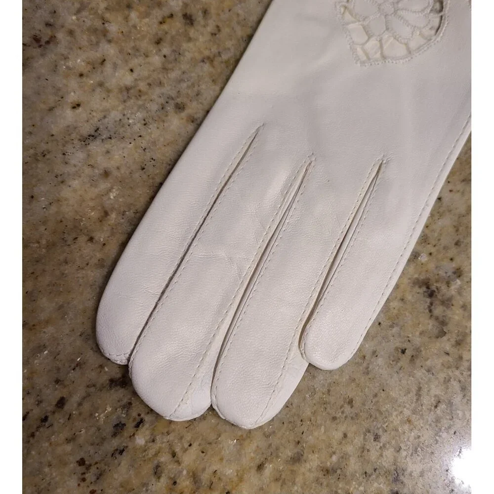 New! Vintage Women's Size S 7 White Leather Formal 8.5